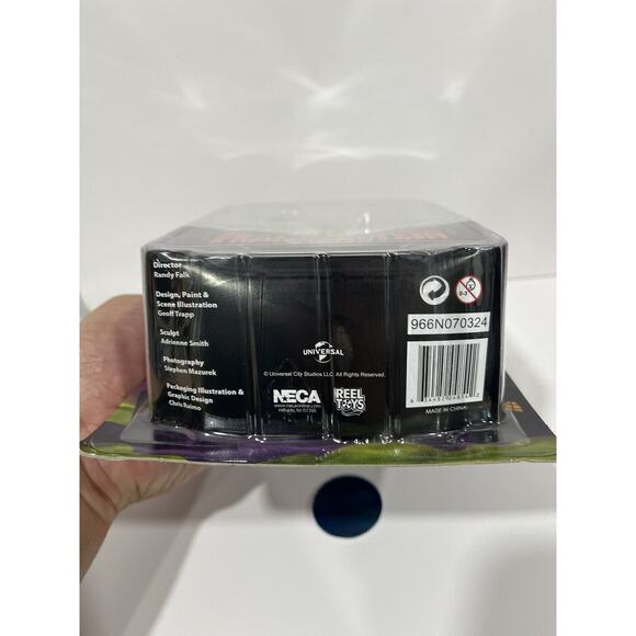 Toony Terrors Universal Monsters Frankenstein toy figure NECA 48542 - Picture 8 of 9